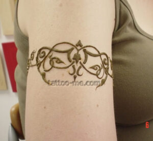 Flower and Vine Henna Tattoos Flower and Vine Henna Tattoos