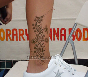 Flower and Vine Henna Tattoos Flower and Vine Henna Tattoos