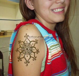 Flower and Vine Henna Tattoos Flower and Vine Henna Tattoos