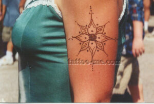 Flower and Vine Henna Tattoos Flower and Vine Henna Tattoos